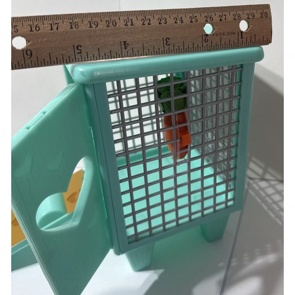2016‎ American Girl  Rabbit HUTCH With Carrot Water Bottle Wellie Wishers DNG51